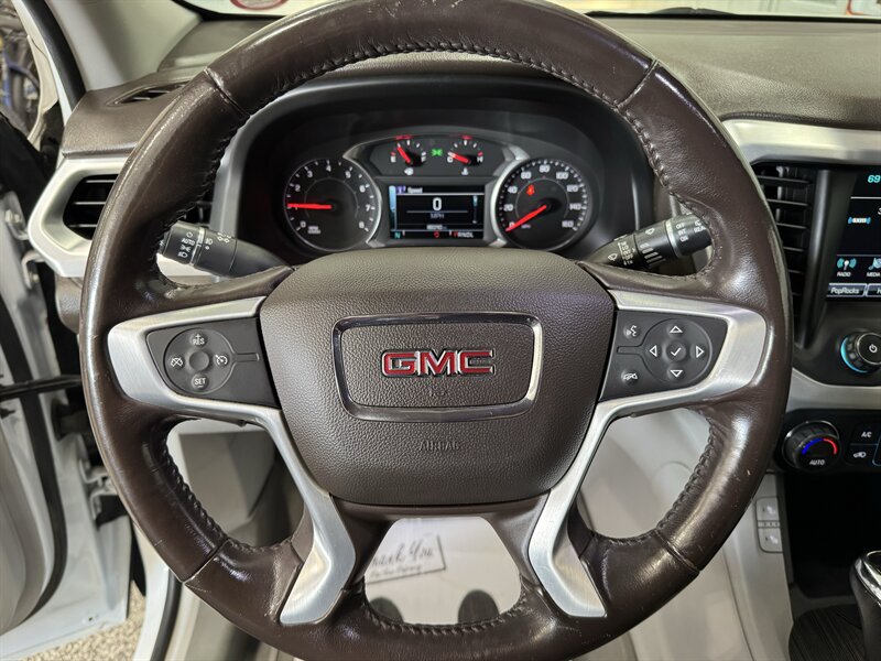 2019 GMC Acadia SLT-1 - Photo 7 - Rochelle, IL 61068