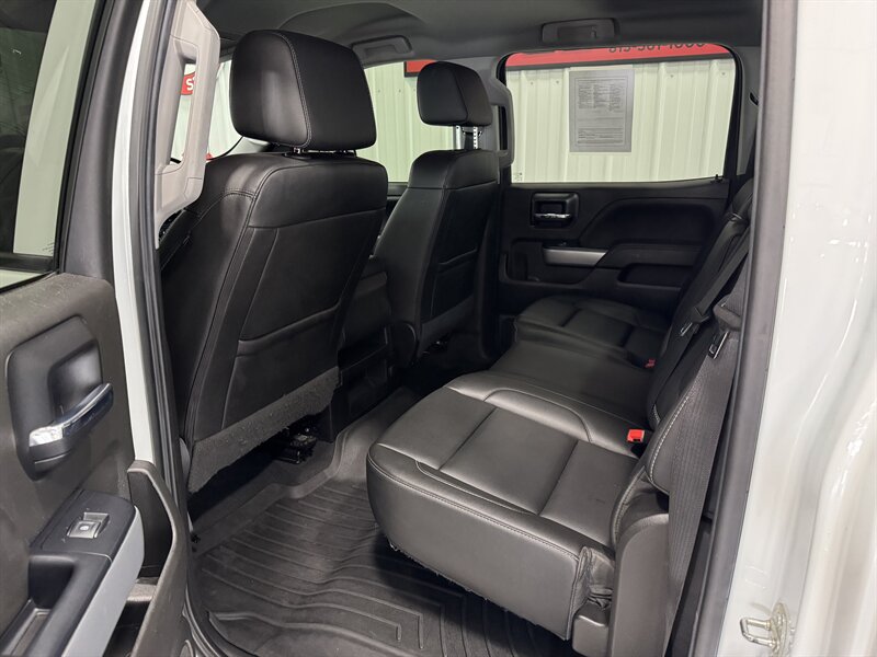 2018 Chevrolet Silverado 1500 LT Z71 - Photo 15 - Rochelle, IL 61068