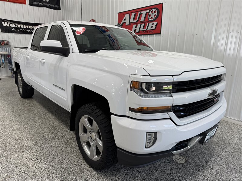 2018 Chevrolet Silverado 1500 LT Z71 - Photo 23 - Rochelle, IL 61068