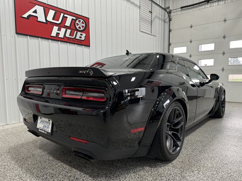 2019 Dodge Challenger SRT Hellcat Redeye   - Photo 6 - Rochelle, IL 61068