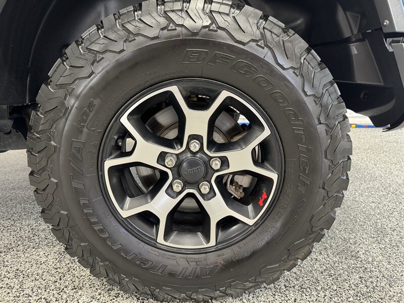 2020 Jeep Wrangler Rubicon   - Photo 21 - Rochelle, IL 61068