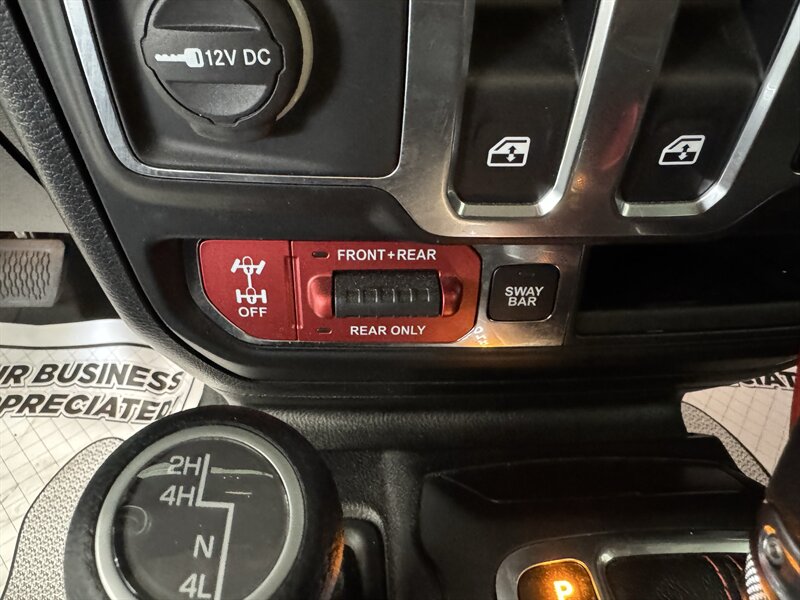 2020 Jeep Wrangler Rubicon   - Photo 12 - Rochelle, IL 61068