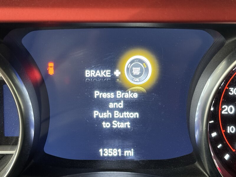 2020 Jeep Wrangler Rubicon   - Photo 6 - Rochelle, IL 61068