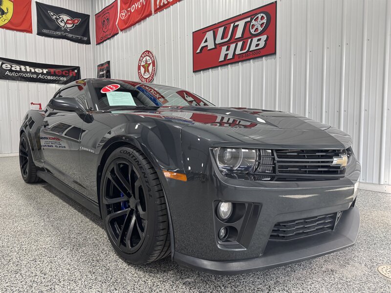 2013 Chevrolet Camaro ZL1   - Photo 5 - Rochelle, IL 61068