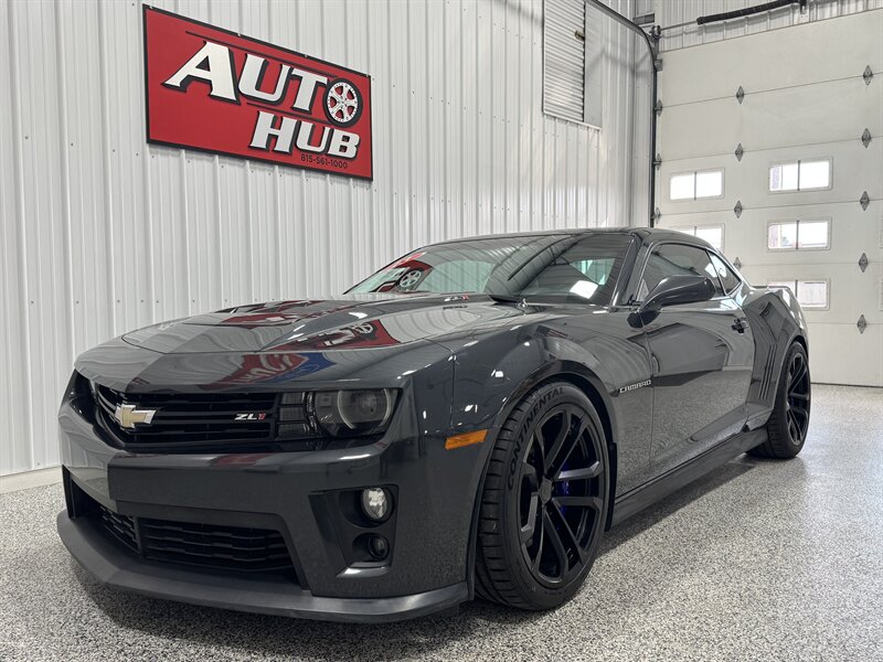 2013 Chevrolet Camaro ZL1   - Photo 1 - Rochelle, IL 61068