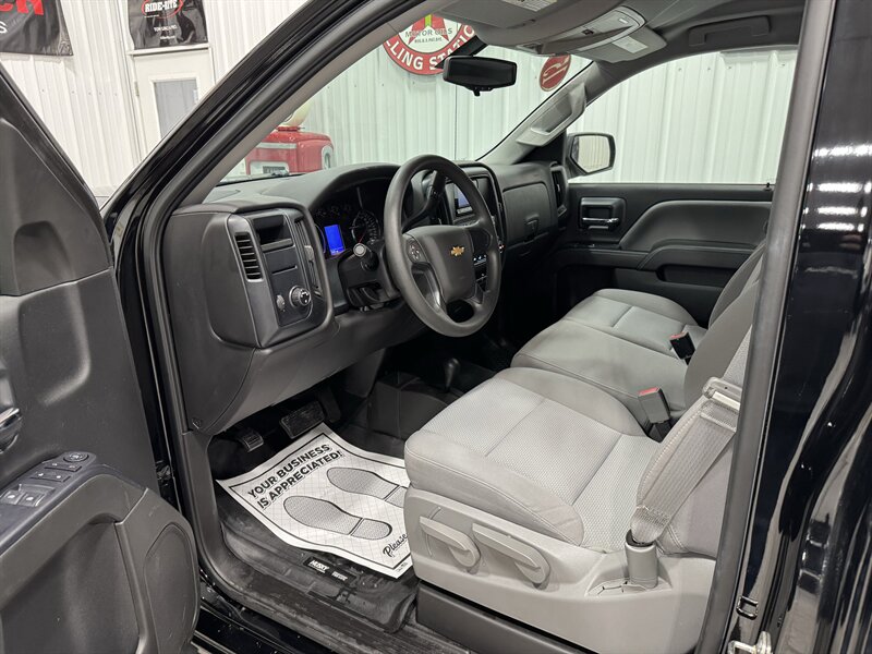 2015 Chevrolet Silverado 1500 LS - Photo 6 - Rochelle, IL 61068