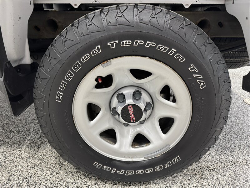 2018 GMC Sierra 1500 - Photo 16 - Rochelle, IL 61068