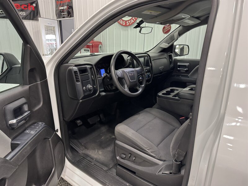 2018 GMC Sierra 1500 - Photo 6 - Rochelle, IL 61068