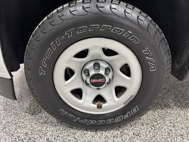 2018 GMC Sierra 1500 - Photo 15 - Rochelle, IL 61068