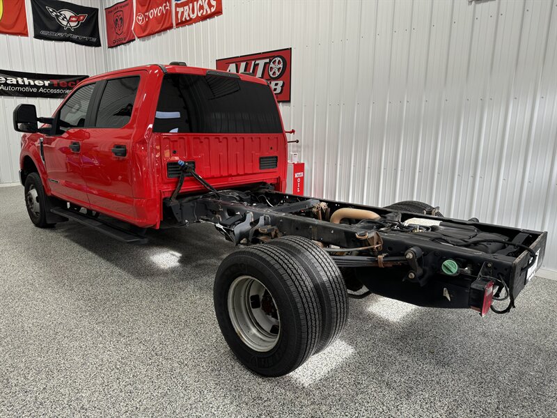 2021 Ford F-350 XL   - Photo 3 - Rochelle, IL 61068