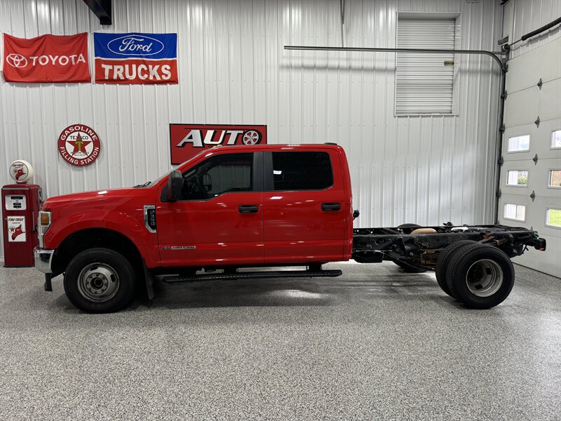 2021 Ford F-350 XL   - Photo 1 - Rochelle, IL 61068