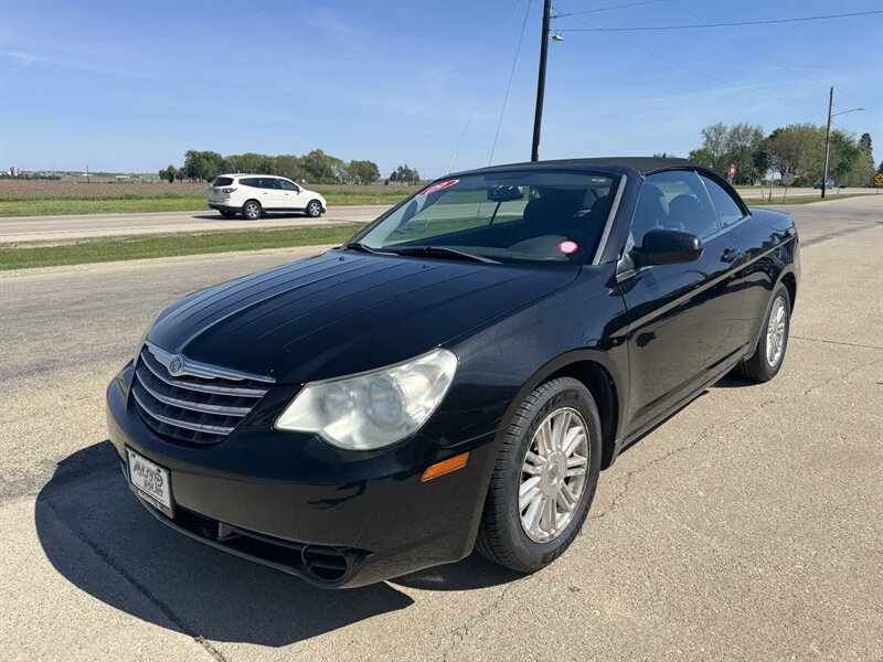 2009 Chrysler Sebring Touring - Photo 1 - Rochelle, IL 61068
