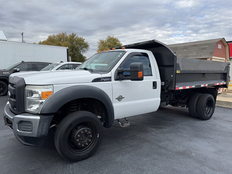 2016 Ford F-450 XL Dump Truck   - Photo 1 - Rochelle, IL 61068
