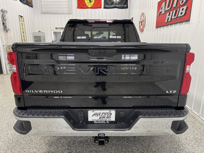 2021 Chevrolet Silverado 1500 LTZ   - Photo 21 - Rochelle, IL 61068