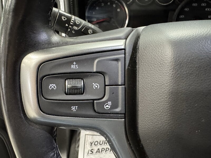 2021 Chevrolet Silverado 1500 LTZ   - Photo 8 - Rochelle, IL 61068