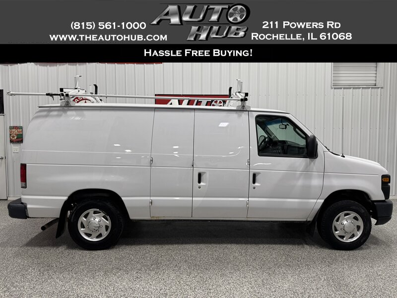 2014 Ford E-150 photo 25