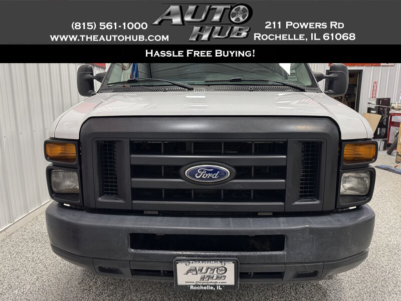 2014 Ford E-150 photo 17
