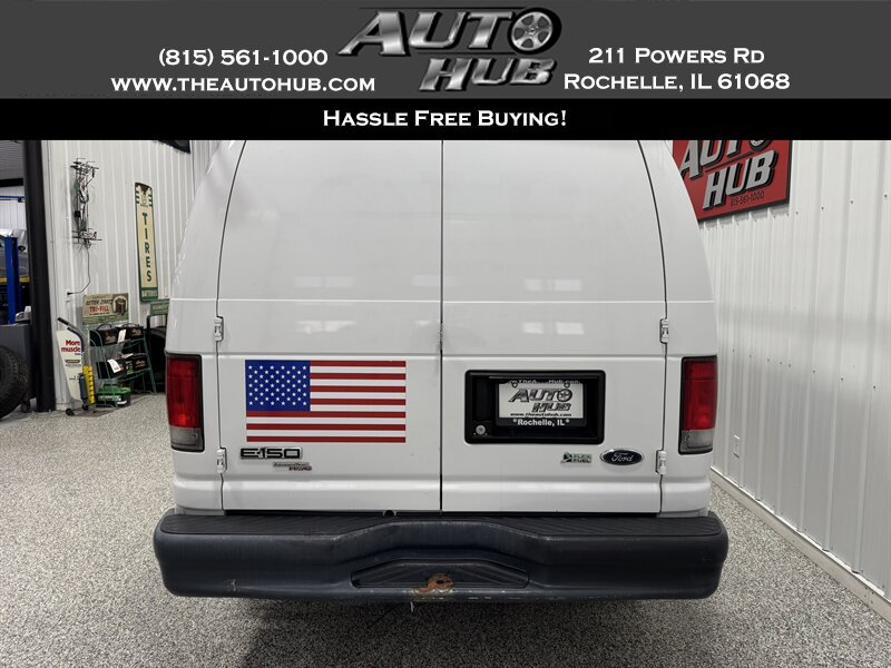 2014 Ford E-150 photo 19