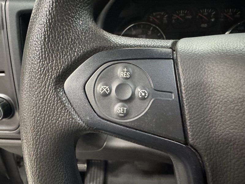 2017 Chevrolet Silverado 2500HD Work Truck   - Photo 8 - Rochelle, IL 61068