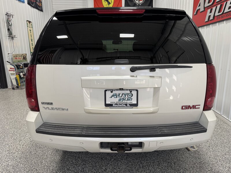 2010 GMC Yukon SLT XFE RUST FREE TEXAS TRUCK! - Photo 5 - Rochelle, IL 61068