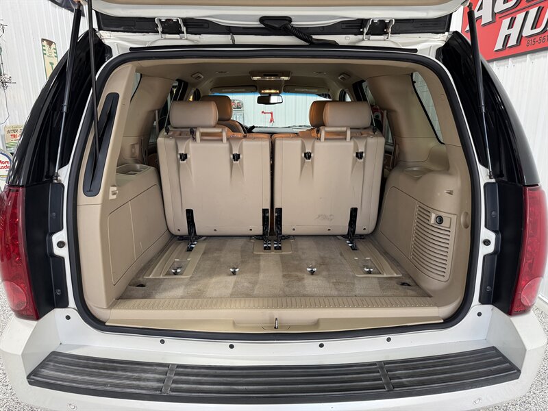 2010 GMC Yukon SLT XFE RUST FREE TEXAS TRUCK! - Photo 6 - Rochelle, IL 61068