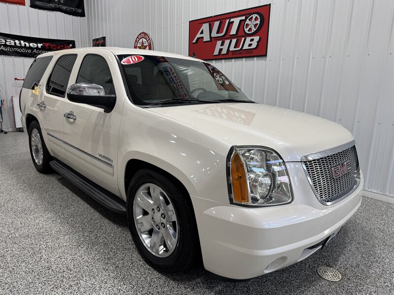 2010 GMC Yukon SLT  RUST FREE TEXAS TRUCK! - Photo 4 - Rochelle, IL 61068