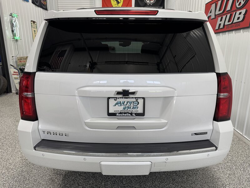 2018 Chevrolet Tahoe Premier   - Photo 18 - Rochelle, IL 61068