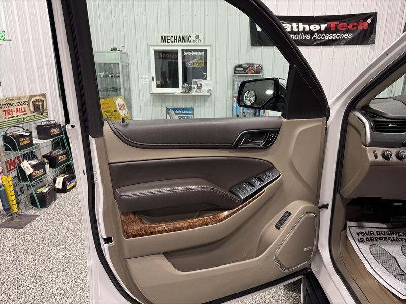 2018 Chevrolet Tahoe Premier   - Photo 21 - Rochelle, IL 61068