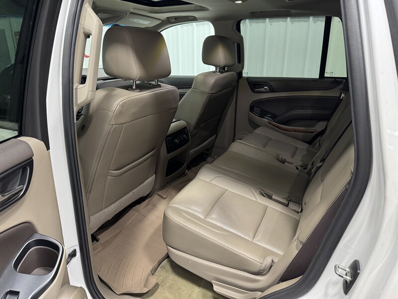 2018 Chevrolet Tahoe Premier   - Photo 12 - Rochelle, IL 61068