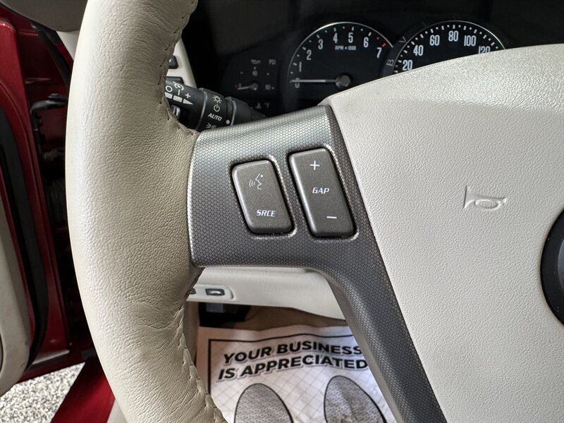 2004 Cadillac XLR   - Photo 8 - Rochelle, IL 61068