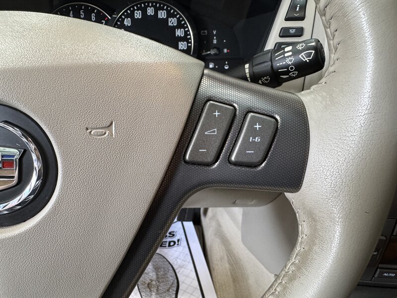 2004 Cadillac XLR   - Photo 9 - Rochelle, IL 61068