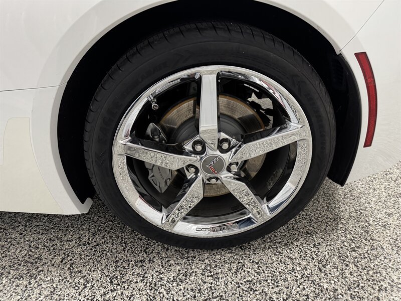 2014 Chevrolet Corvette Stingray   - Photo 29 - Rochelle, IL 61068