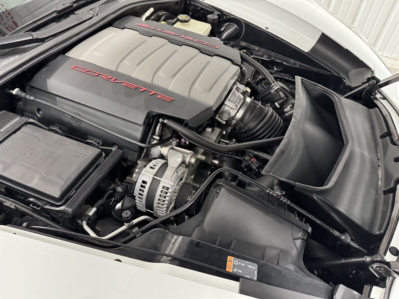 2014 Chevrolet Corvette Stingray   - Photo 22 - Rochelle, IL 61068