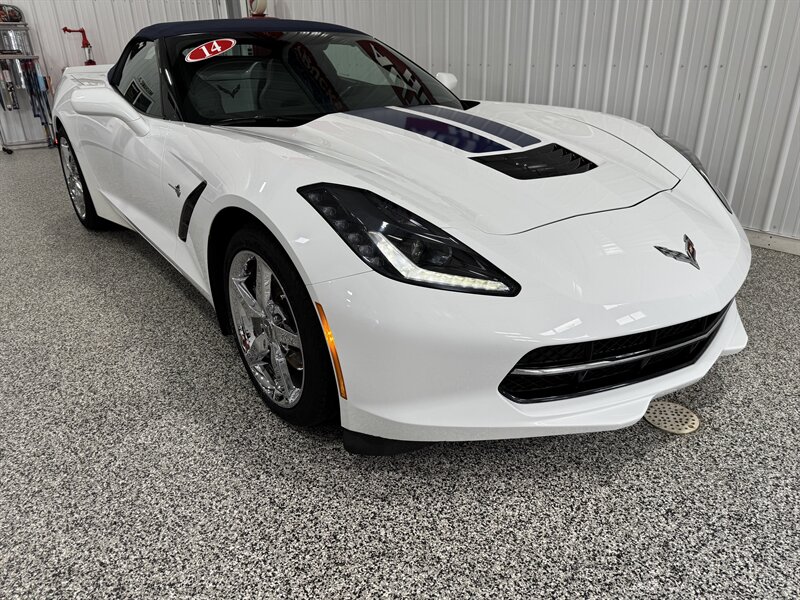 2014 Chevrolet Corvette Stingray   - Photo 24 - Rochelle, IL 61068