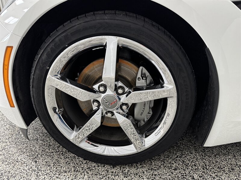 2014 Chevrolet Corvette Stingray   - Photo 28 - Rochelle, IL 61068