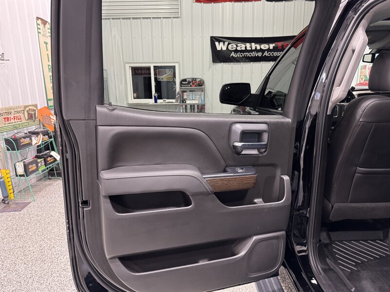 2018 GMC Sierra 1500 Denali   - Photo 24 - Rochelle, IL 61068