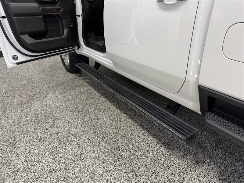 2022 GMC Sierra 2500 Denali Ultimate - Photo 18 - Rochelle, IL 61068