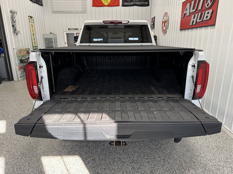 2022 GMC Sierra 2500 Denali Ultimate - Photo 17 - Rochelle, IL 61068