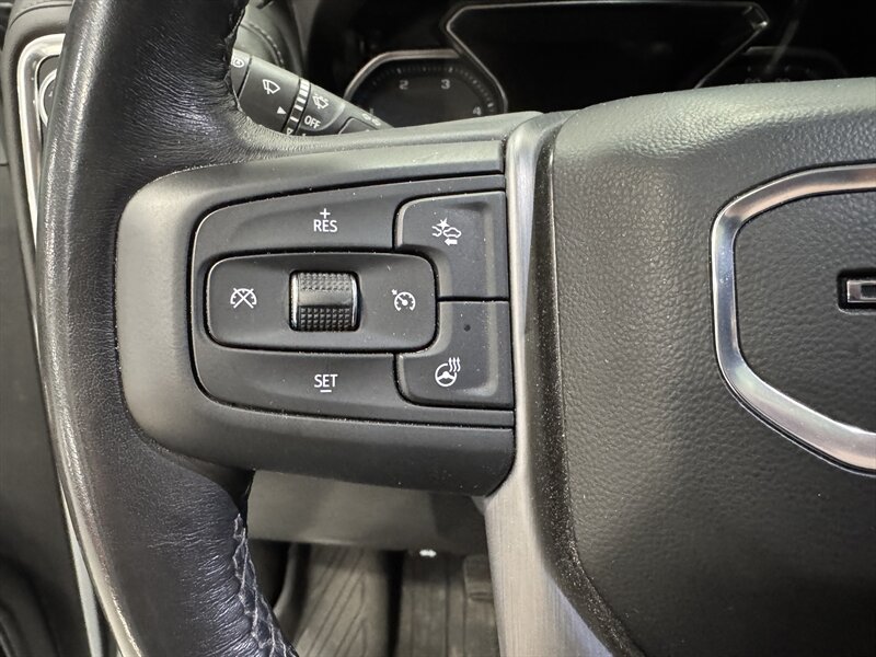 2022 GMC Sierra 2500 Denali Ultimate - Photo 8 - Rochelle, IL 61068