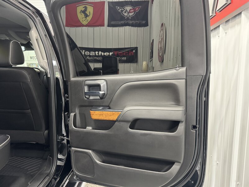 2019 Chevrolet Silverado 2500 High Country   - Photo 25 - Rochelle, IL 61068