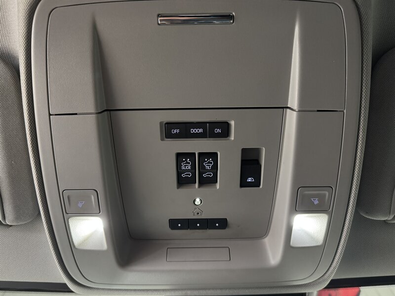 2019 Chevrolet Silverado 2500 High Country   - Photo 13 - Rochelle, IL 61068