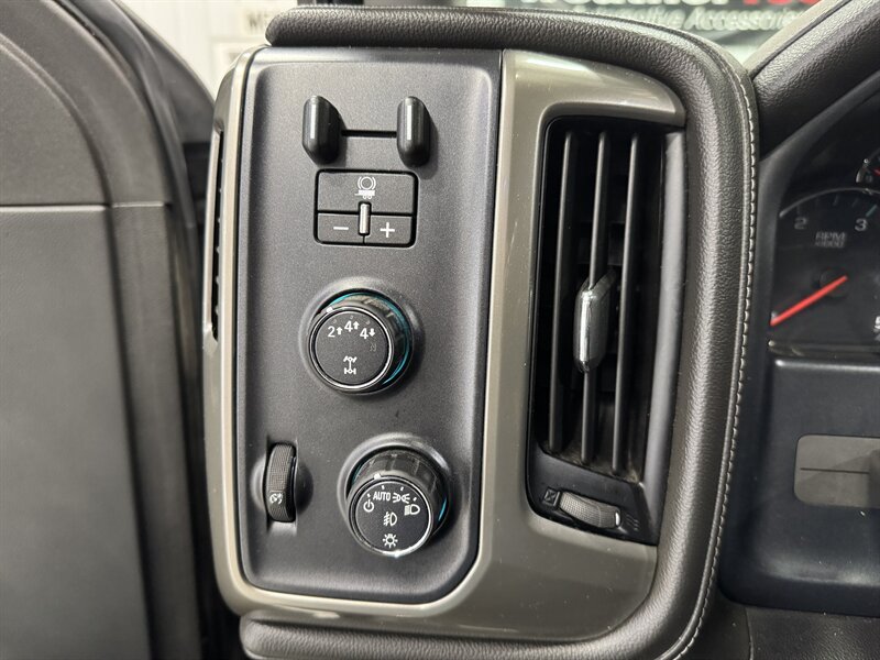 2019 Chevrolet Silverado 2500 High Country   - Photo 12 - Rochelle, IL 61068