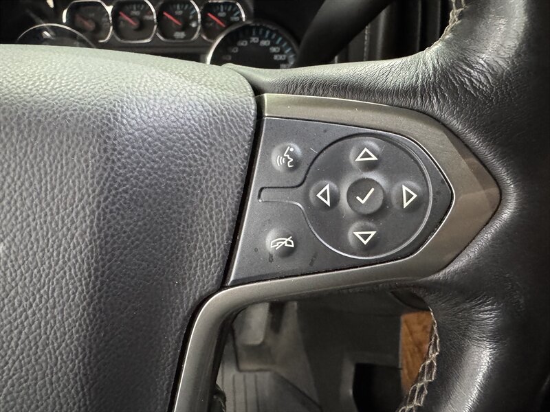 2019 Chevrolet Silverado 2500 High Country   - Photo 9 - Rochelle, IL 61068