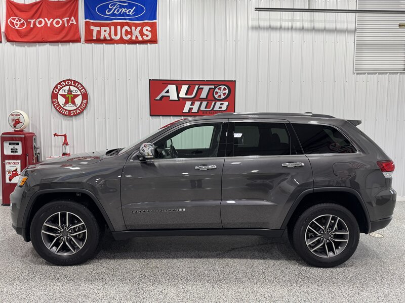 2020 Jeep Grand Cherokee Limited   - Photo 2 - Rochelle, IL 61068