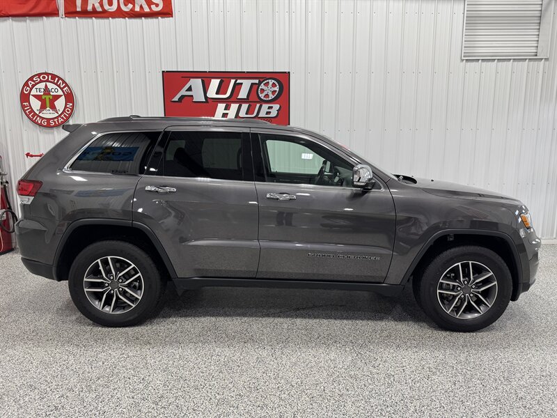 2020 Jeep Grand Cherokee Limited   - Photo 6 - Rochelle, IL 61068