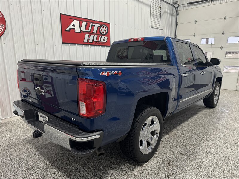 2017 Chevrolet Silverado 1500 LTZ   - Photo 23 - Rochelle, IL 61068