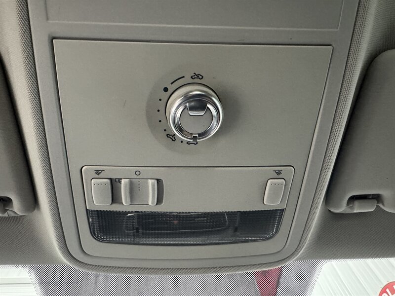 2012 Volkswagen Jetta   - Photo 14 - Rochelle, IL 61068