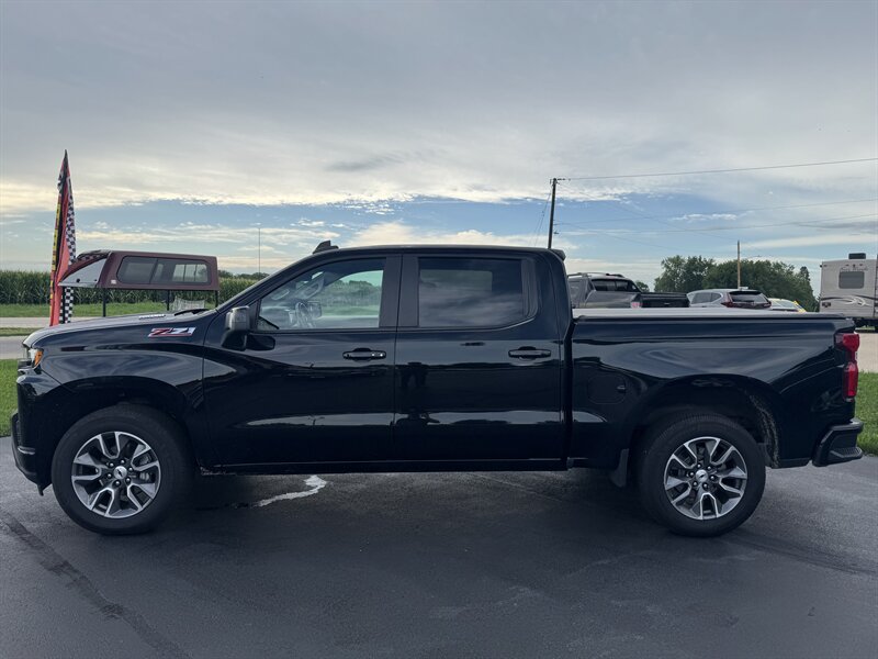 2020 Chevrolet Silverado 1500 RST - Photo 1 - Rochelle, IL 61068