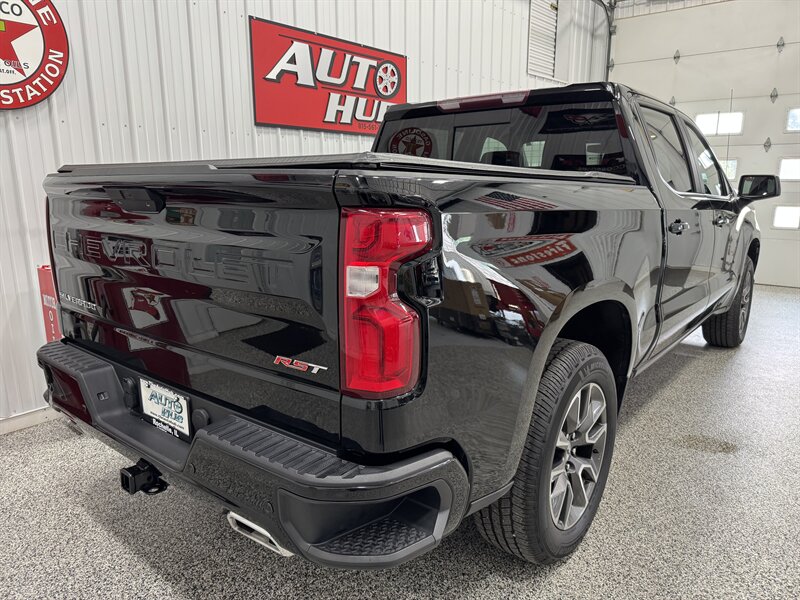 2020 Chevrolet Silverado 1500 RST - Photo 24 - Rochelle, IL 61068