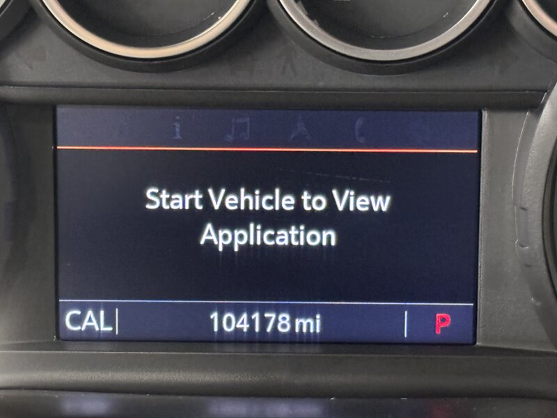 2020 Chevrolet Silverado 1500 RST - Photo 13 - Rochelle, IL 61068